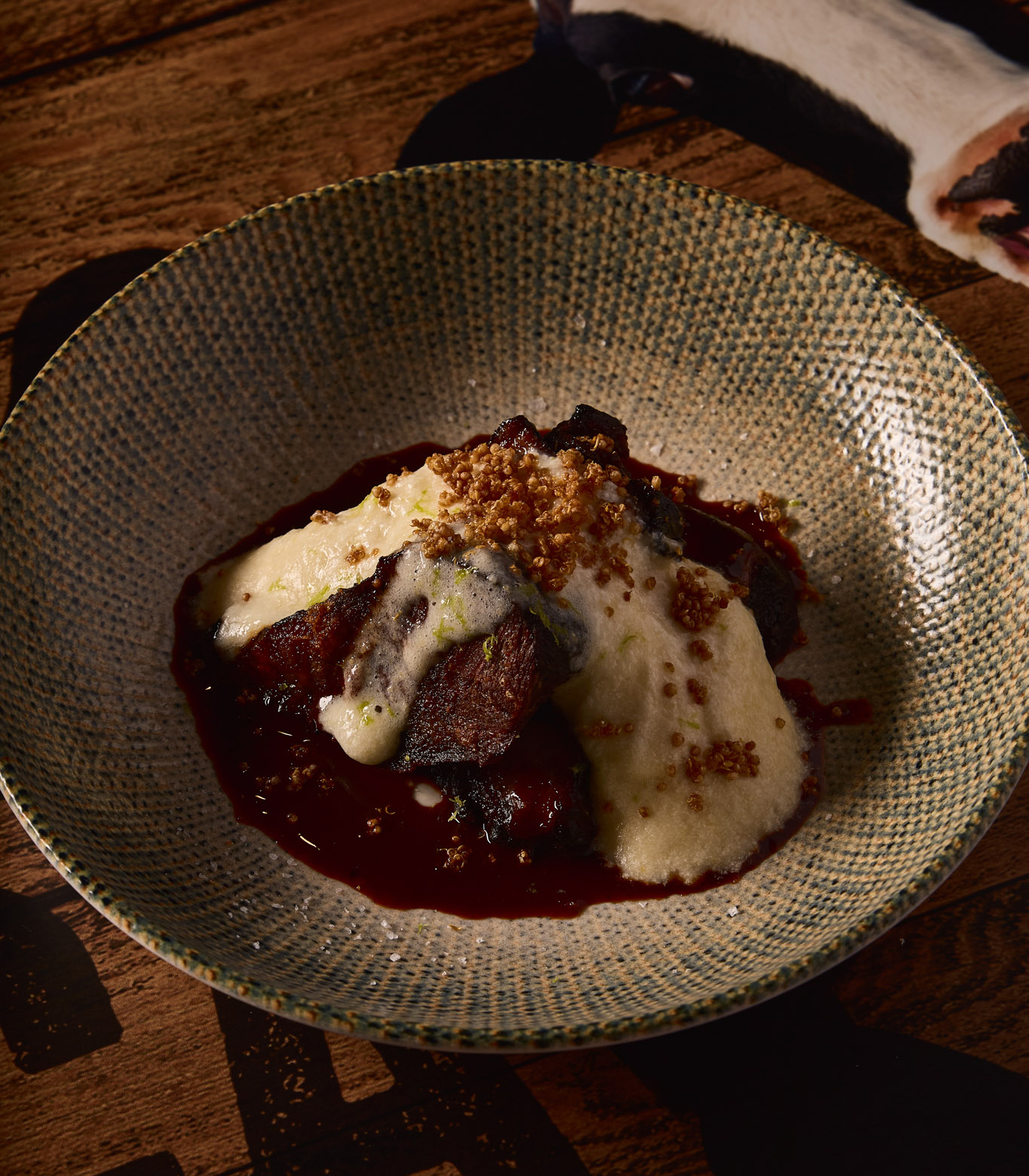 THIRD COURSE:
36-Hour slow cook Wagyu beef cheek, polenta foam,
crispy quinoa, and jus